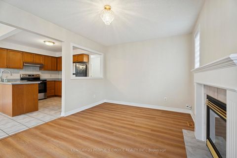 Photo 17 at 136 Marsellus Drive, Holly, Barrie