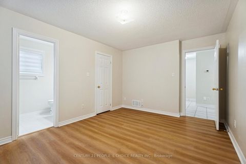 Photo 22 at 136 Marsellus Drive, Holly, Barrie