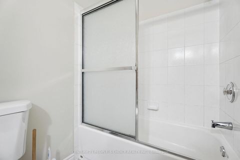 Photo 32 at 136 Marsellus Drive, Holly, Barrie