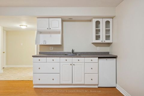 Photo 37 at 136 Marsellus Drive, Holly, Barrie