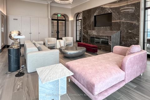 Photo 3 at 411 - 10 Inn On The Park Drive, Don Mills, Toronto