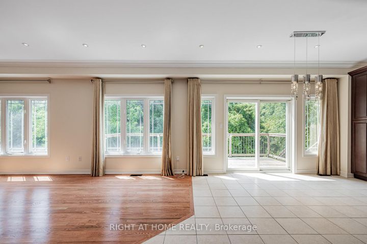 Photo 8 at 67 Timna Crescent, Patterson, Vaughan