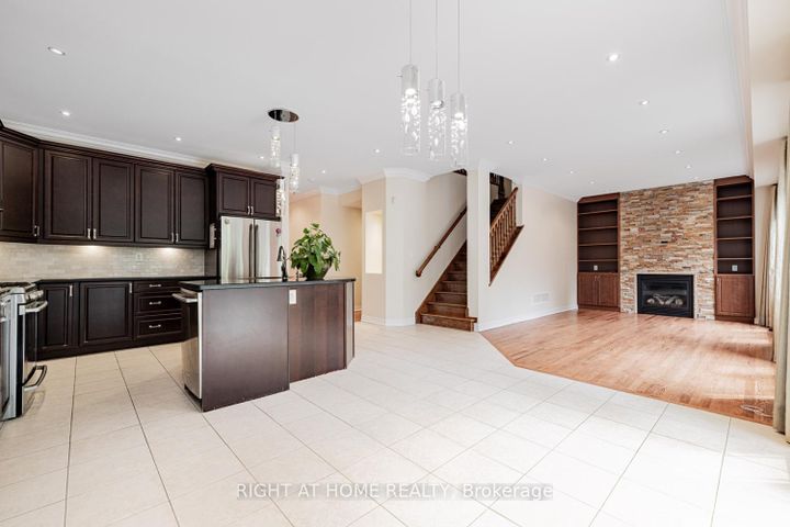 Photo 17 at 67 Timna Crescent, Patterson, Vaughan