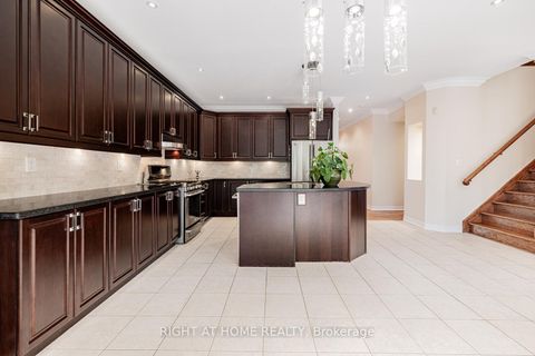 Photo 12 at 67 Timna Crescent, Patterson, Vaughan