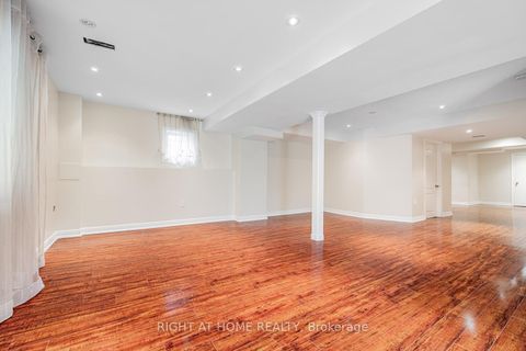 Photo 29 at 67 Timna Crescent, Patterson, Vaughan