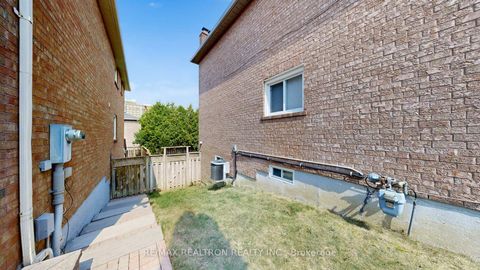 Photo 42 at 9 Cranston Manor Court, Guildwood, Toronto