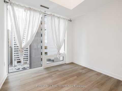 Photo 4 at 1104 - 238 Simcoe Street, Chinatown, Toronto