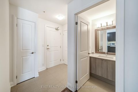Photo 5 at 706 - 12 Woodstream Boulevard, Vaughan Grove, Vaughan