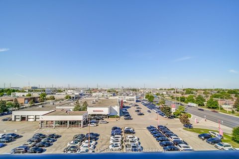 Photo 24 at 706 - 12 Woodstream Boulevard, Vaughan Grove, Vaughan