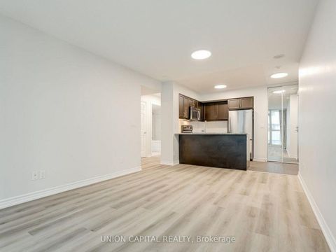 Photo 6 at 1007 - 19 Grand Trunk Crescent, Waterfront Communities C1, Toronto