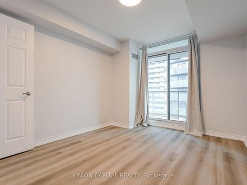 Photo 16 at 1007 - 19 Grand Trunk Crescent, Waterfront Communities C1, Toronto