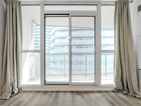 Photo 19 at 1007 - 19 Grand Trunk Crescent, Waterfront Communities C1, Toronto