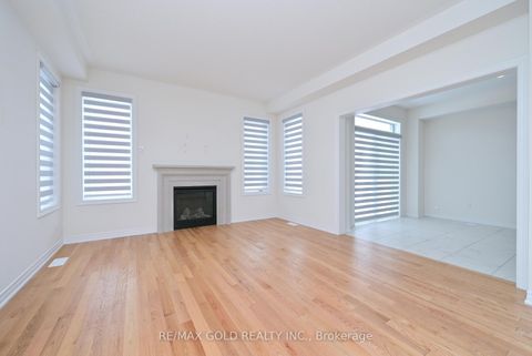 Photo 6 at 1345 Davis Loop, Lefroy, Innisfil