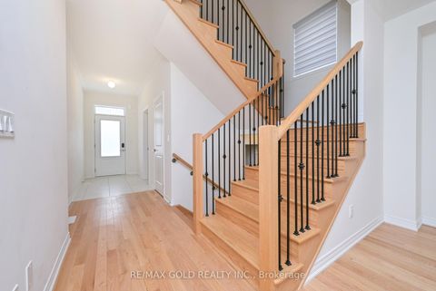 Photo 15 at 1345 Davis Loop, Lefroy, Innisfil