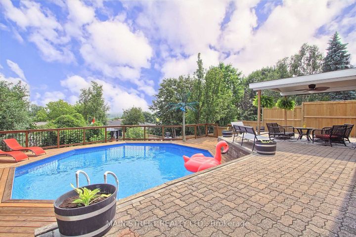 Photo 28 at 124 Lee Avenue, Bradford, Bradford West Gwillimbury