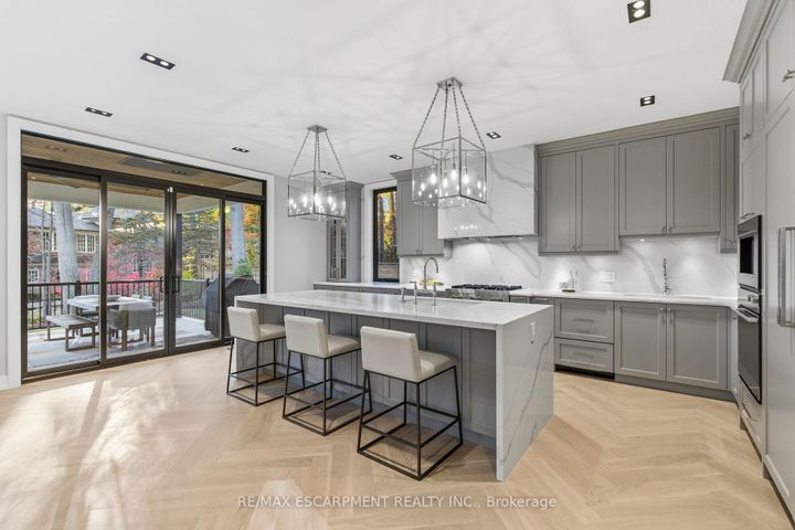 Photo 18 at 1380 Birchwood Heights Drive, Mineola, Mississauga