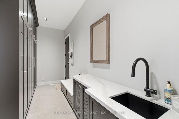 Photo 24 at 1380 Birchwood Heights Drive, Mineola, Mississauga