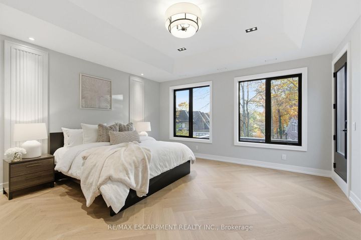 Photo 26 at 1380 Birchwood Heights Drive, Mineola, Mississauga