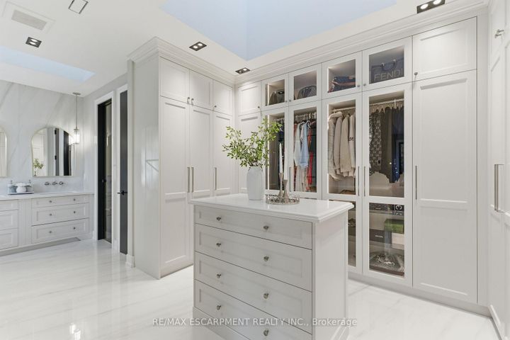 Photo 27 at 1380 Birchwood Heights Drive, Mineola, Mississauga