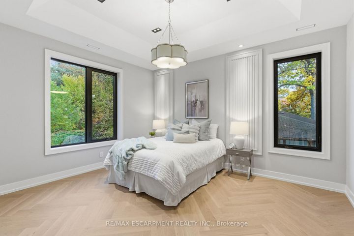 Photo 31 at 1380 Birchwood Heights Drive, Mineola, Mississauga