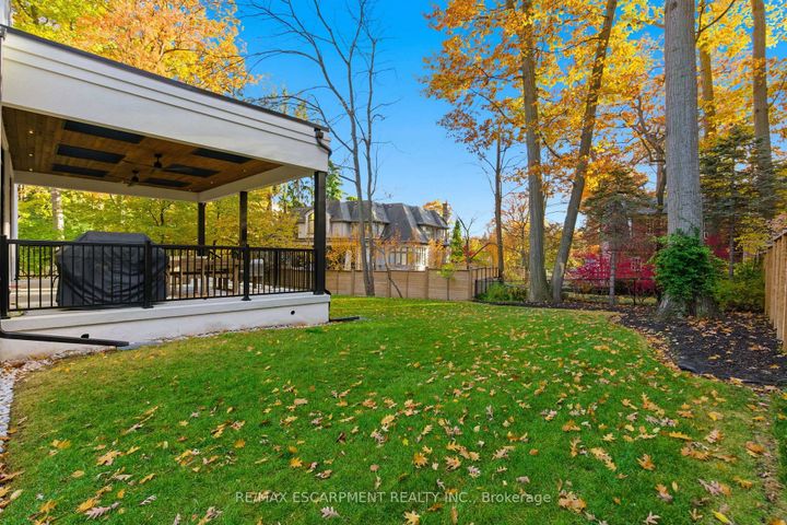 Photo 44 at 1380 Birchwood Heights Drive, Mineola, Mississauga