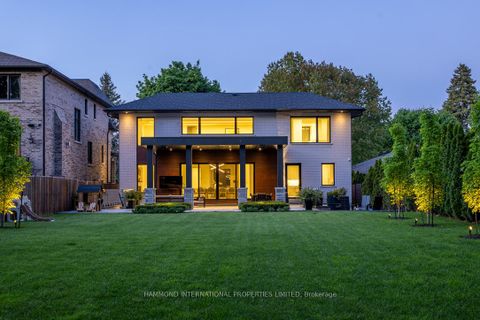 Photo 4 at 14 Penhale Drive, Humber Heights, Toronto