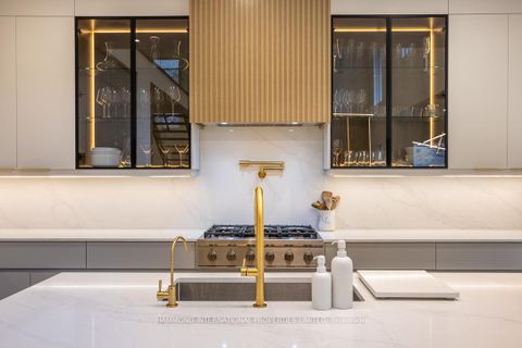 Photo 8 at 14 Penhale Drive, Humber Heights, Toronto