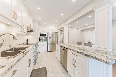 Photo 15 at 80 Giancola Crescent, Maple, Vaughan