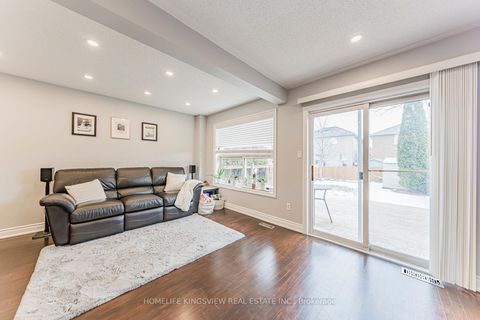 Photo 21 at 80 Giancola Crescent, Maple, Vaughan
