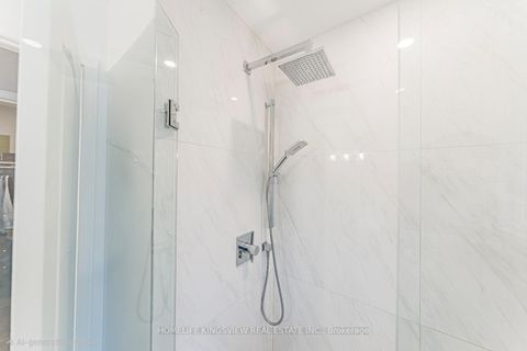 Photo 35 at 80 Giancola Crescent, Maple, Vaughan