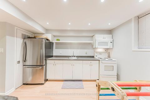 Photo 43 at 80 Giancola Crescent, Maple, Vaughan