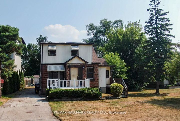 Photo 9 at 724-728 Montbeck Crescent, Lakeview, Mississauga