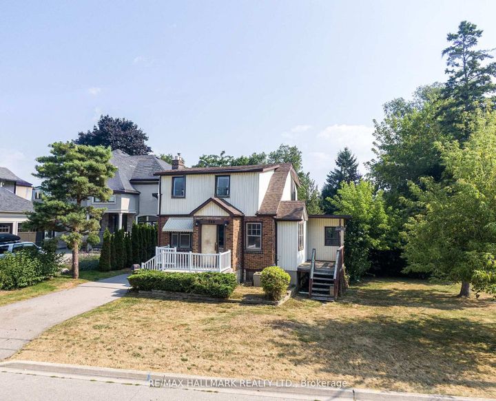 Photo 10 at 724-728 Montbeck Crescent, Lakeview, Mississauga