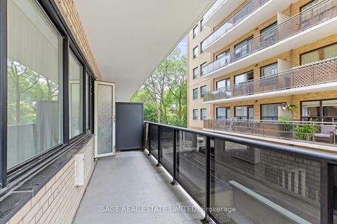 Photo 13 at 203 - 575 Avenue Road, St. Clair, Toronto