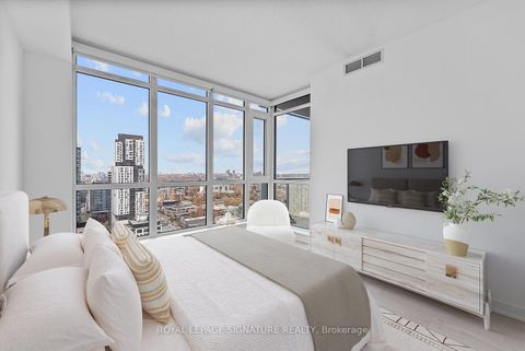 Photo 4 at 2906 - 199 Richmond Street W, Waterfront Communities C1, Toronto