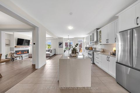 Photo 5 at 3136 Willowridge Path, Rural Pickering, Pickering