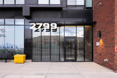 Photo 2 at 211 - 2799 Kingston Rd Road, Cliffcrest, Toronto