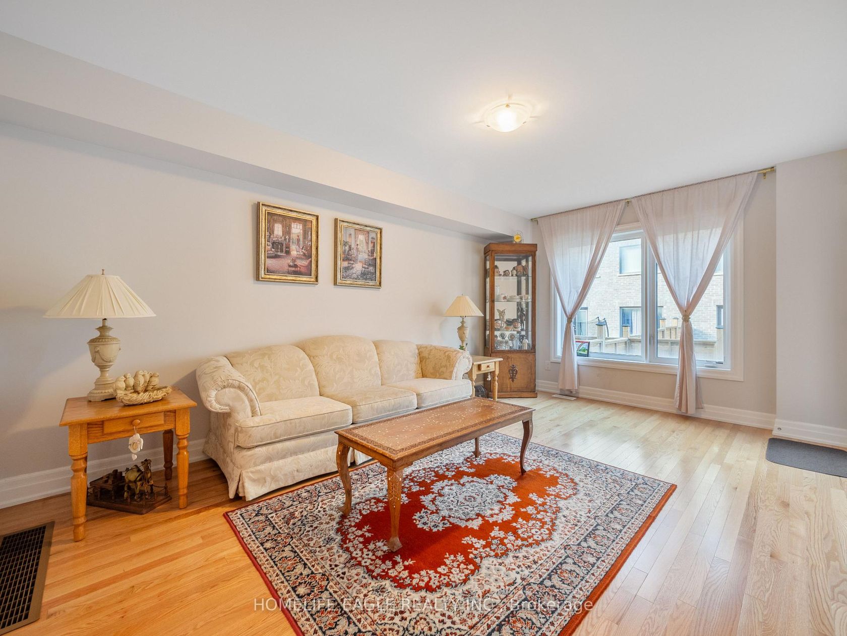 Photo 2 at 20 Vantage Loop, Woodland Hill, Newmarket