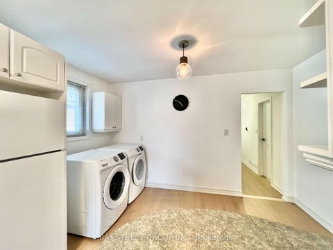 Photo 7 at 728 Sunnypoint Drive, Leslie Valley, Newmarket