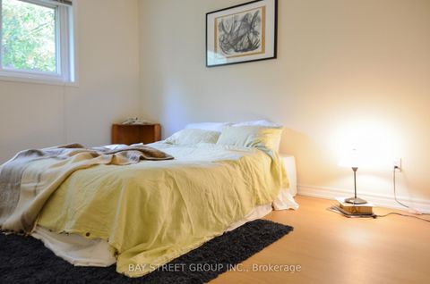 Photo 21 at 728 Sunnypoint Drive, Leslie Valley, Newmarket