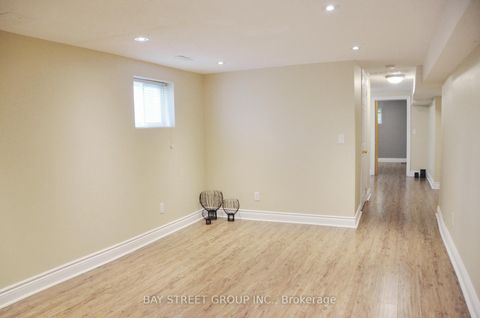 Photo 26 at 728 Sunnypoint Drive, Leslie Valley, Newmarket