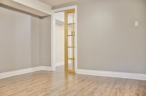 Photo 29 at 728 Sunnypoint Drive, Leslie Valley, Newmarket