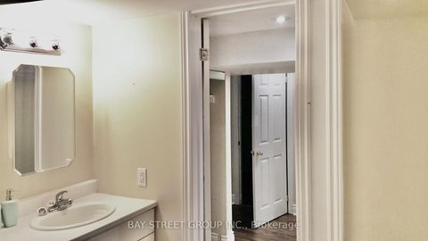 Photo 32 at 728 Sunnypoint Drive, Leslie Valley, Newmarket