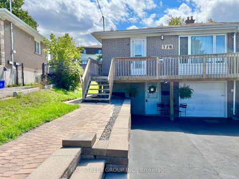 Photo 40 at 728 Sunnypoint Drive, Leslie Valley, Newmarket