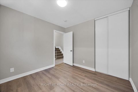 Photo 14 at 27 Villata Gardens, York University Heights, Toronto