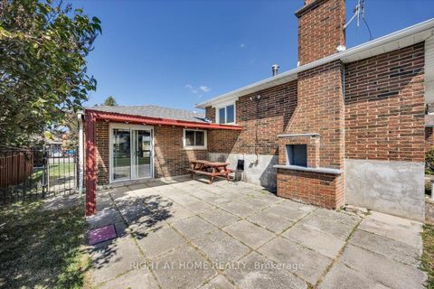 Photo 21 at 27 Villata Gardens, York University Heights, Toronto