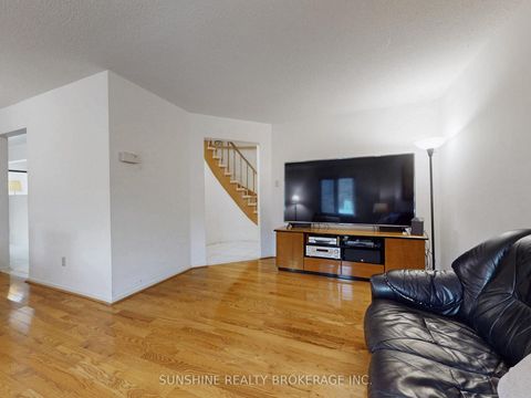 Photo 5 at 4 Treerun Avenue, Steeles, Toronto