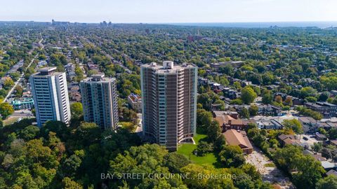 Photo 7 at 403 - 980 Broadview Avenue, Broadview North, Toronto