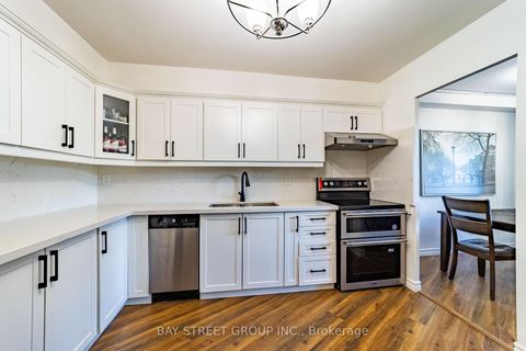 Photo 16 at 403 - 980 Broadview Avenue, Broadview North, Toronto