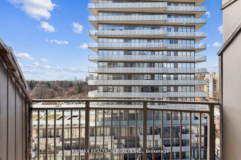 Photo 11 at 906 - 18 Merton Street, Mount Pleasant West, Toronto